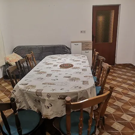 Vinisce Vinišće